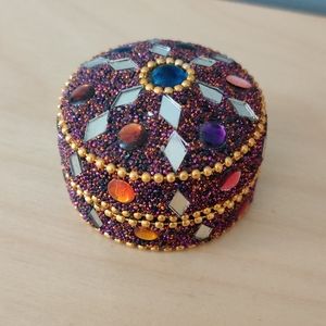 Mini decorative trinket box